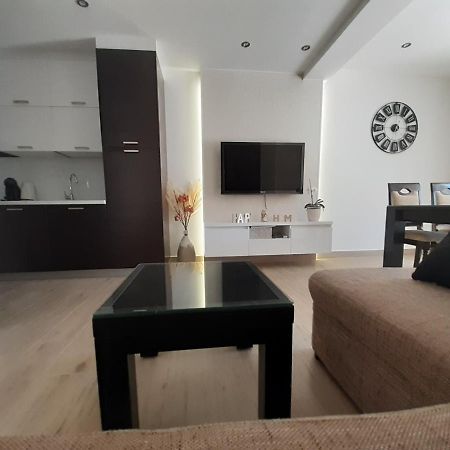 Apartment Lucky With Jacuzzi トロギール エクステリア 写真