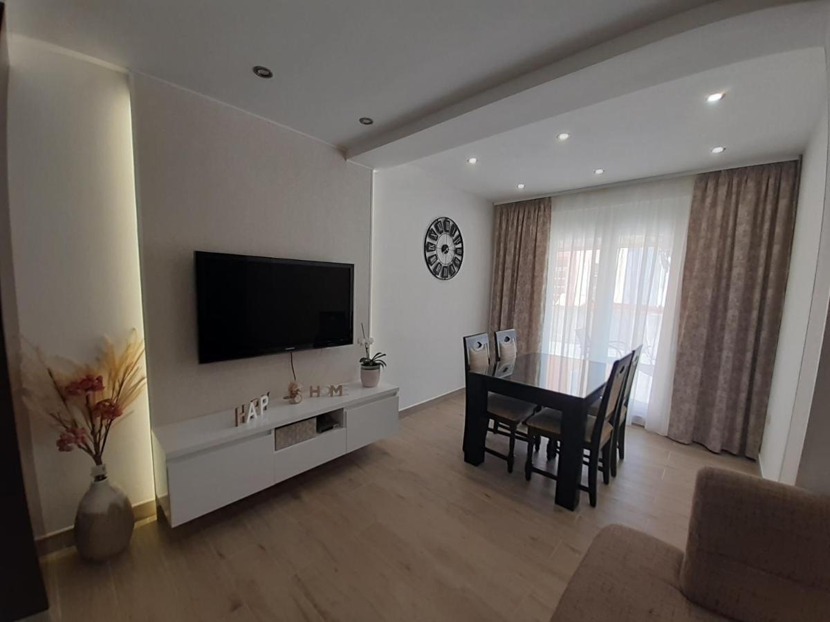 Apartment Lucky With Jacuzzi トロギール エクステリア 写真
